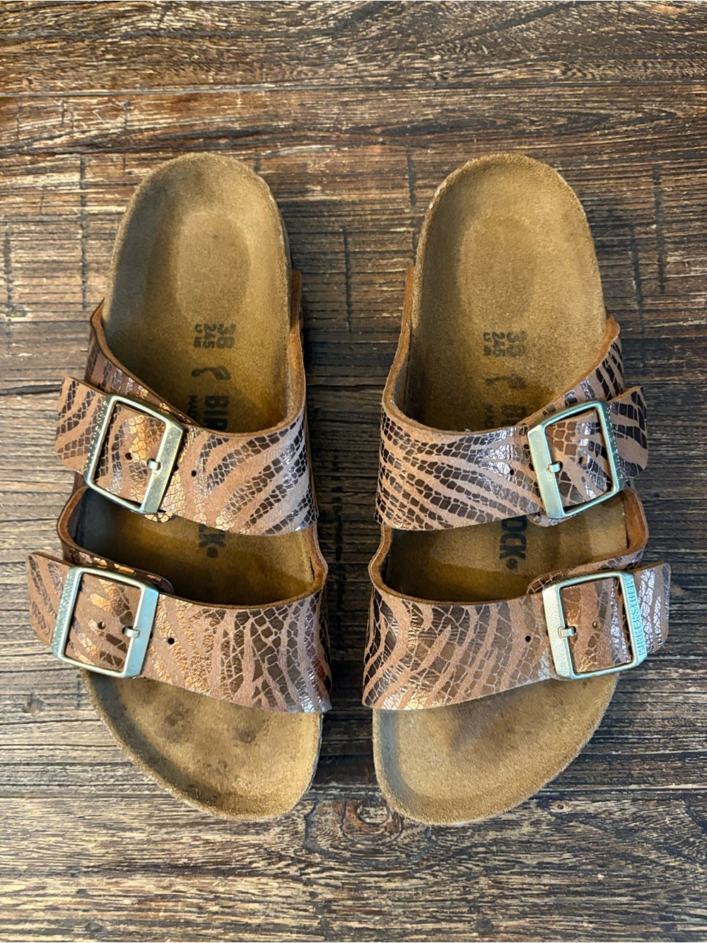 Birkenstock Arizona Sandals Women 38 US 7 Zebra Pecan Metallic Animal Print - Picture 2 of 10